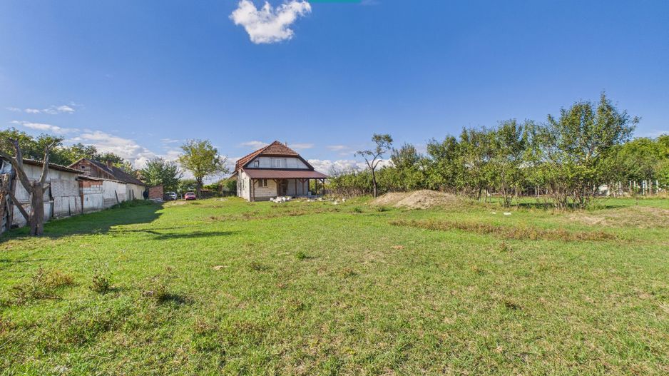 Casă cu panoramă spre dealurile Șiriei - Poză 13