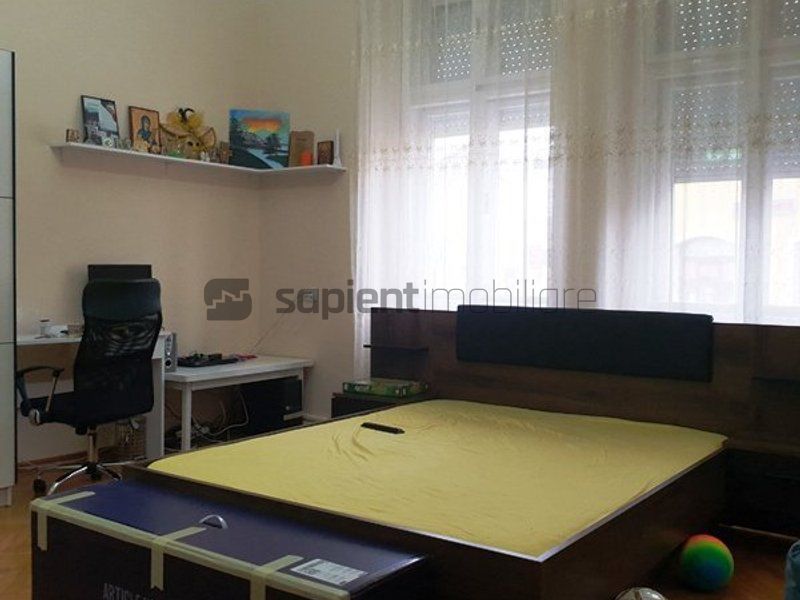 Casa cu 3 cam.in zona ultracentrala - Poză 8