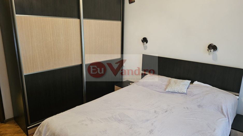 Apartament cu 3 camere, mobilat si utilat - Piata Centrala - Poză 9