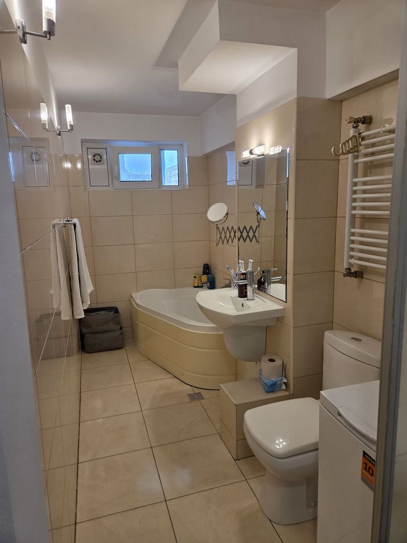 De vanzare apartament 3 camere Drumul Taberei - Poză 18