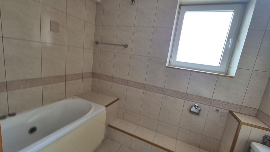 Inchiriere vila 5 dormitoare S+P+E+M | 300 mp utili Erou Iancu Nicolae - Poză 22