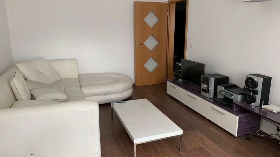 Apartament 2 camere, Aviatiei, centrala  proprie, etaj 1, metrou 5 min - Poză 1