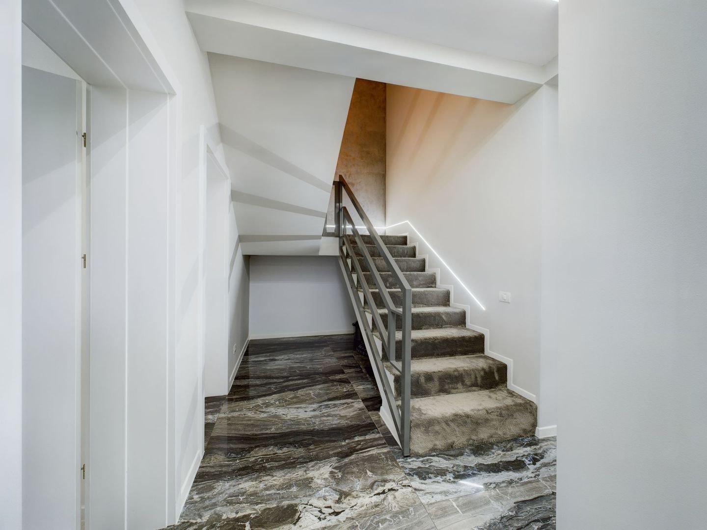 Duplex modern, mobilat si utilat in Dumbrăvița - Poză 11