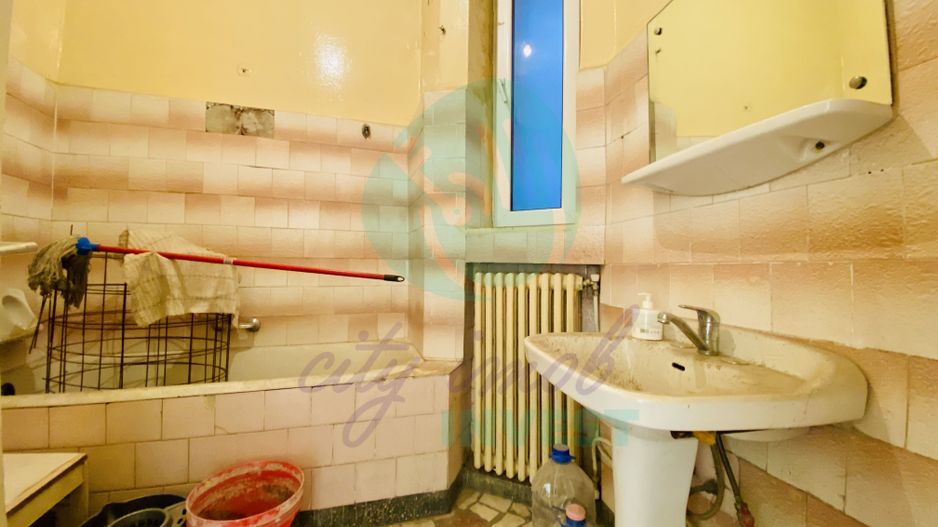 Armeneasca - Apartament spatios cu 4 camere - Poză 9