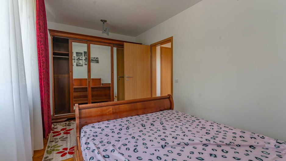 Apartament mobilat si utilat cu loc de parcare - Poză 9