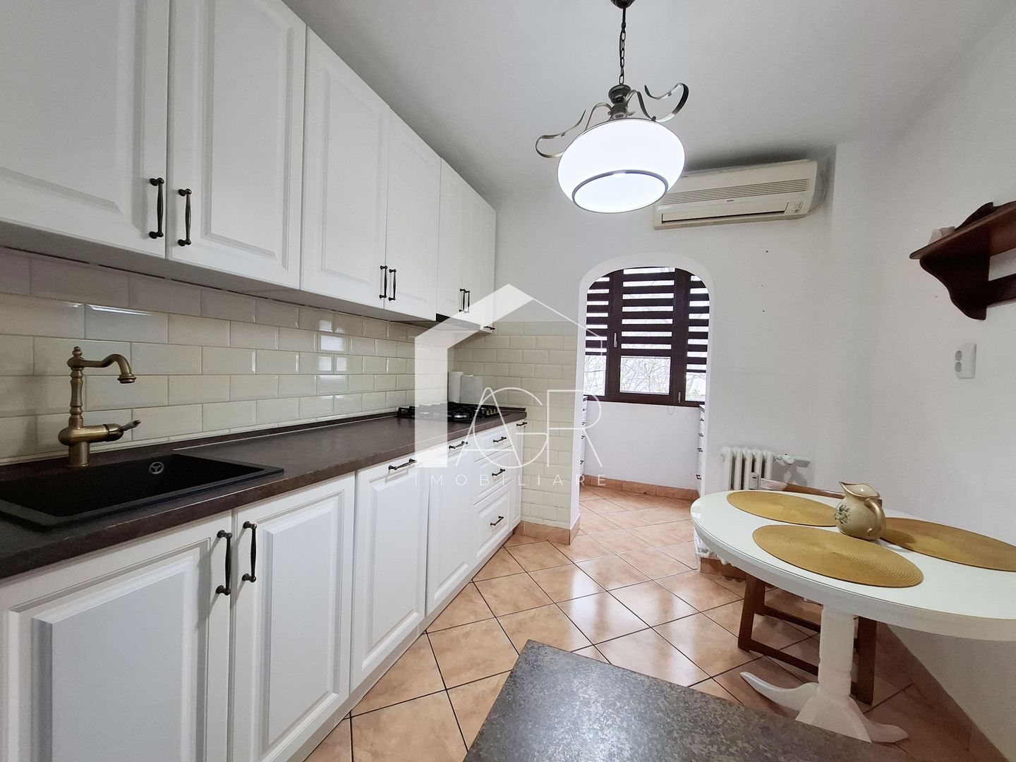 Apartament cu 2 camere, decomandat, zona B-dul. Bucuresti - Poză 5