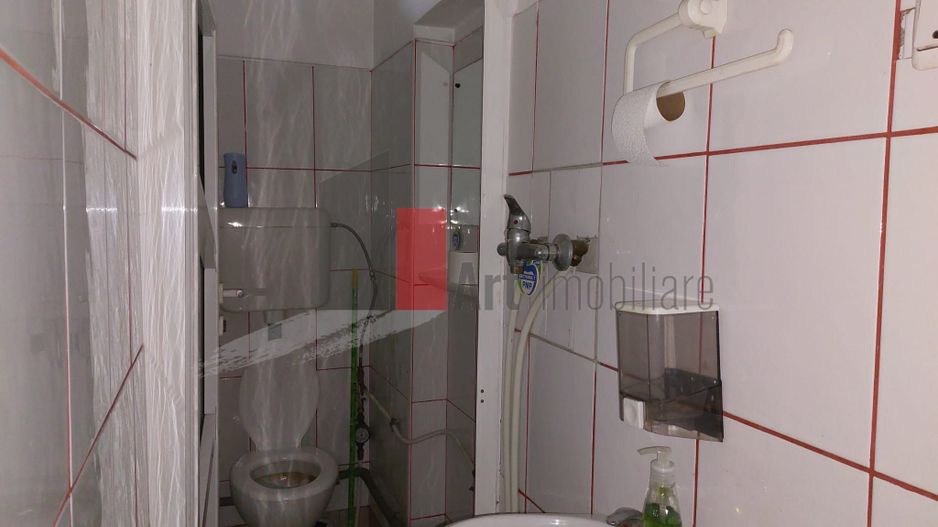 Spatiu Tineretului, stradal, vitrina, 42 mp - Poză 7