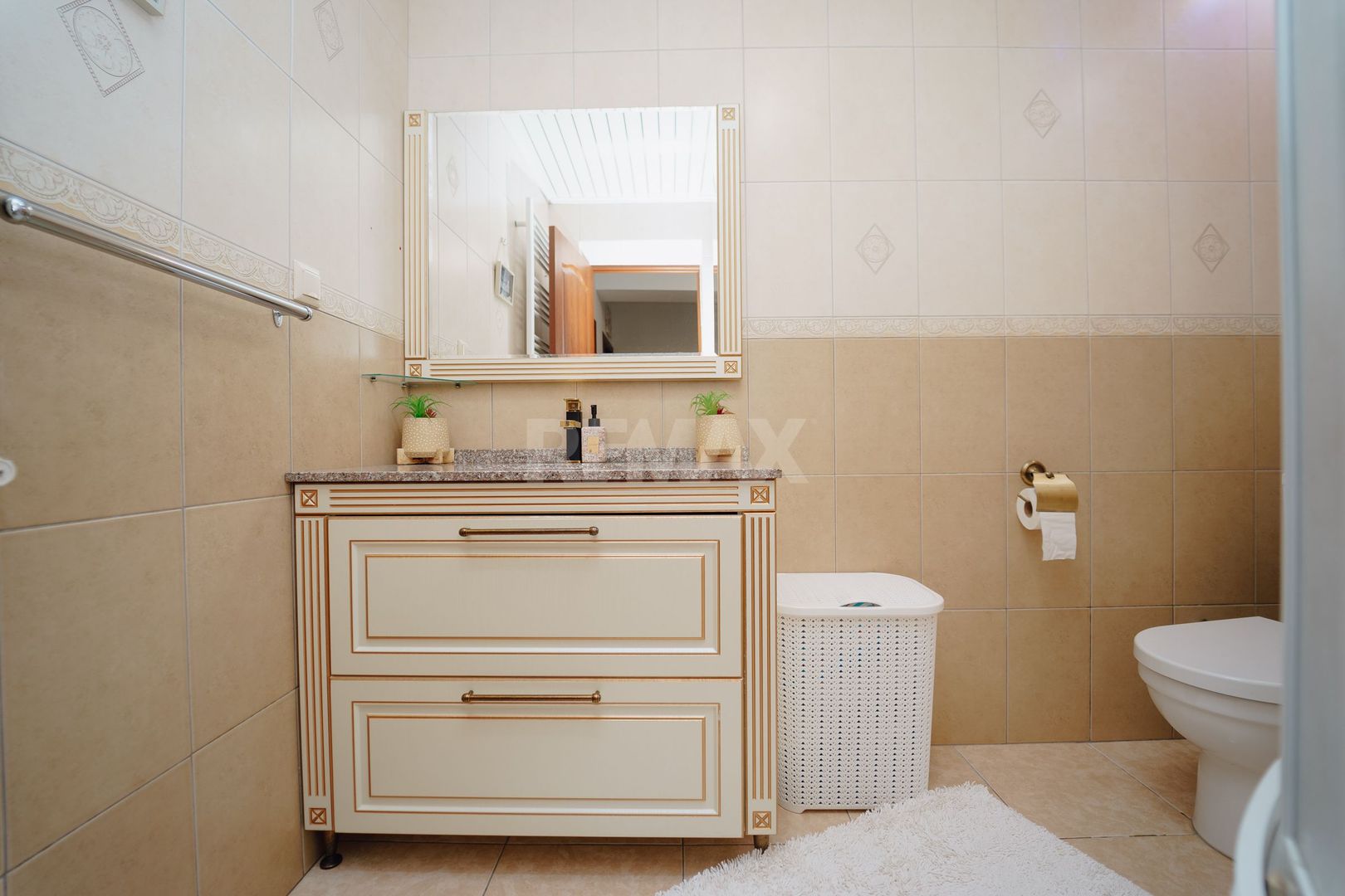 Apartament cu 3 camere I Buiucani I Alba Iulia - Poză 21