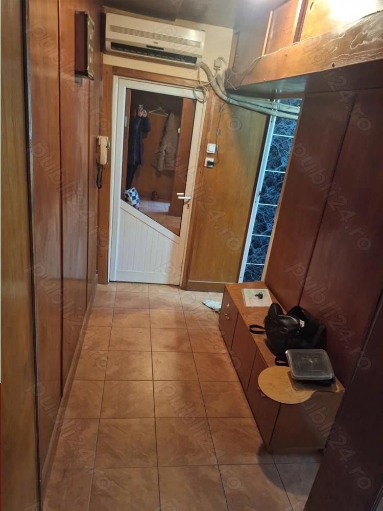 Apartament 3 camere etaj 2 Sagului - Poză 9