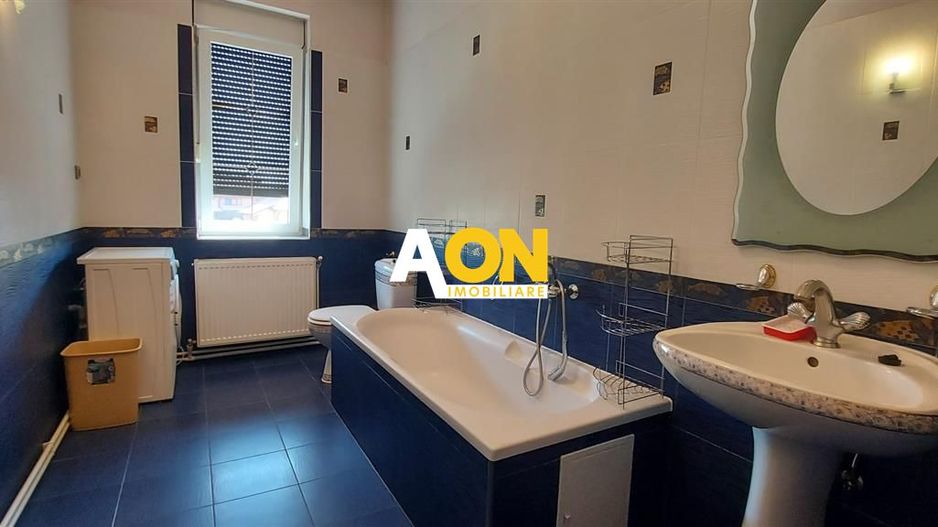 1/2 duplex  5 camere 232 mp teren cu garaj si curte ultracentral - Poză 20