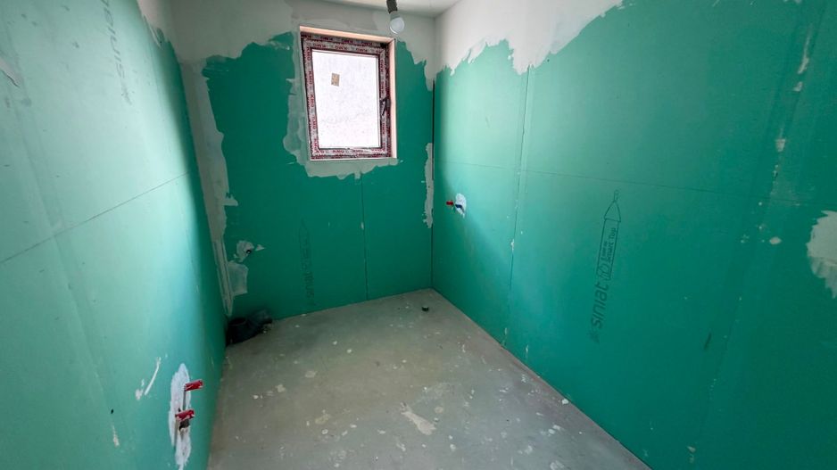 CASA INDIVIDUALA - 5 CAMERE, INCALZIRE PARDOSEALA , TEREN 420 COMIS 0% - Poză 6