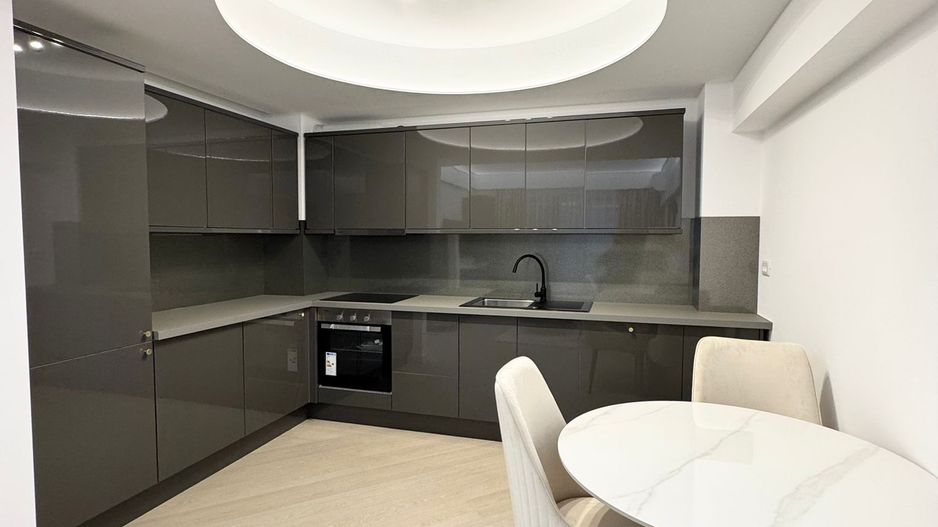 Apartament unical 3 camere de inchiriat - Poză 5