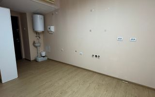 Spatiu Comercial in apropierea Consiliulului Judetean  Comision 0 - Poză 4