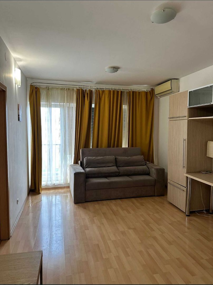 Garsoniera moderna, parcare inclusa, dressing, complex Rasarit de Soare, Titan - Poză 1
