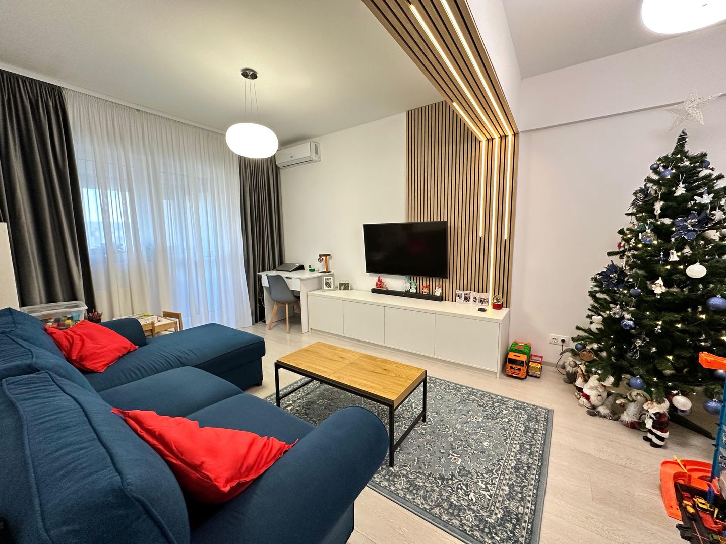 Vanzare Apartament 2 camere Berceni - Metalurgiei cu loc de parcare - Poză 1