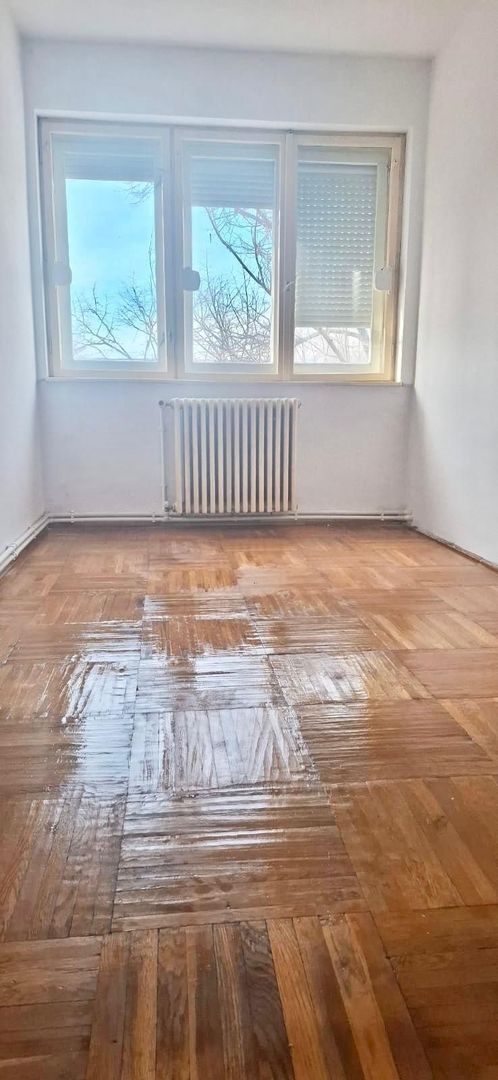 Vând apartament 3 camere – zona Policlinca, lângă Sigma - Poză 2