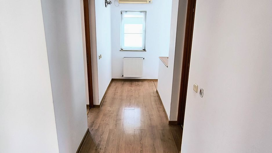 Vila Complex The CLASS,- rond OMV Pipera- curte - garaj - Poză 17