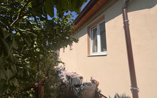 Casa singur in curte 335 mp teren si acces auto in zona Promenada Mall - Poză 4