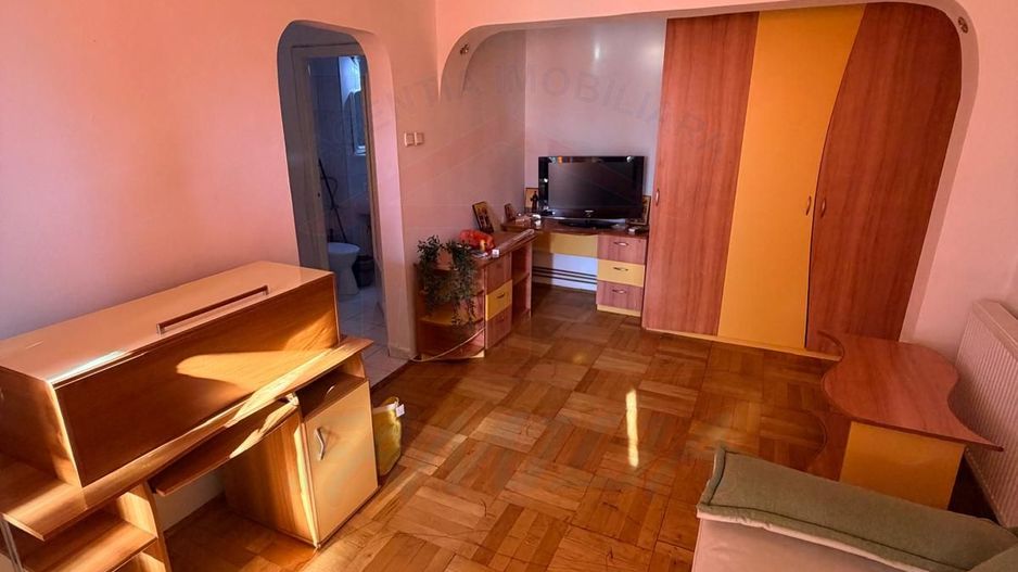 Inchiriem apartament cu o camera la PS-uri , tiglina 1, pret 250 euro. - Poză 10