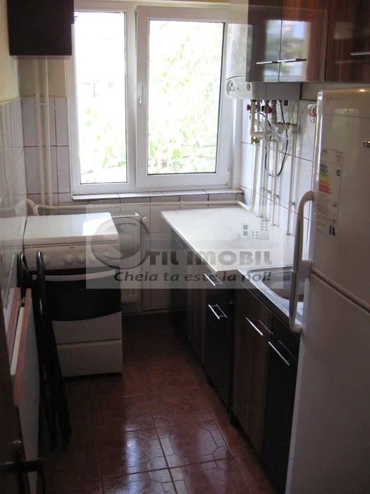 Apartament  de vanzare 2 camere Alexandru cel Bun 42 mp - Poză 4