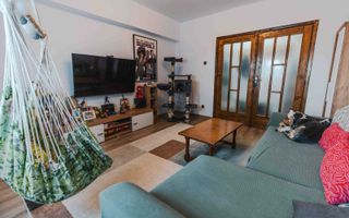 Apartament 4 camere Central 100mp 245000 euro - Poză 3