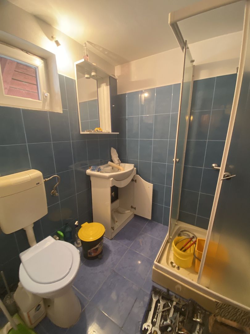 Casa cu 2 corpuri de clădire - Poză 3