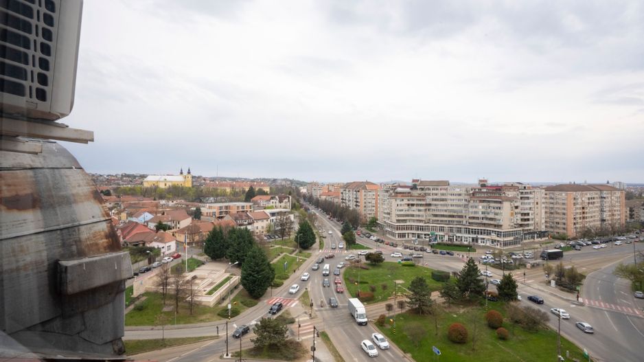 Apartament mare 3 camere 2 bai Decebal Dacia - Poză 13