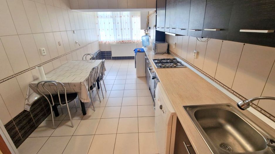 Apartament de inchiriat pe Faleza Dunarii - 3 camere, 105 mp, parter - Poză 2