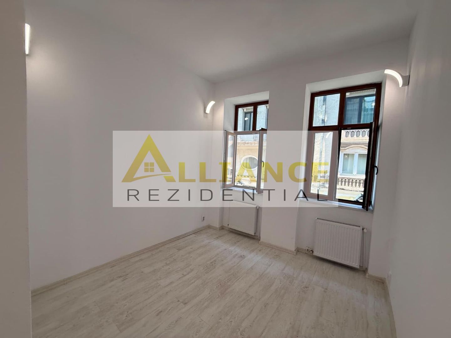 {CENTRUL ISTORIC} Apartament Duplex | Renovat - Centrala Proprie - Poză 11