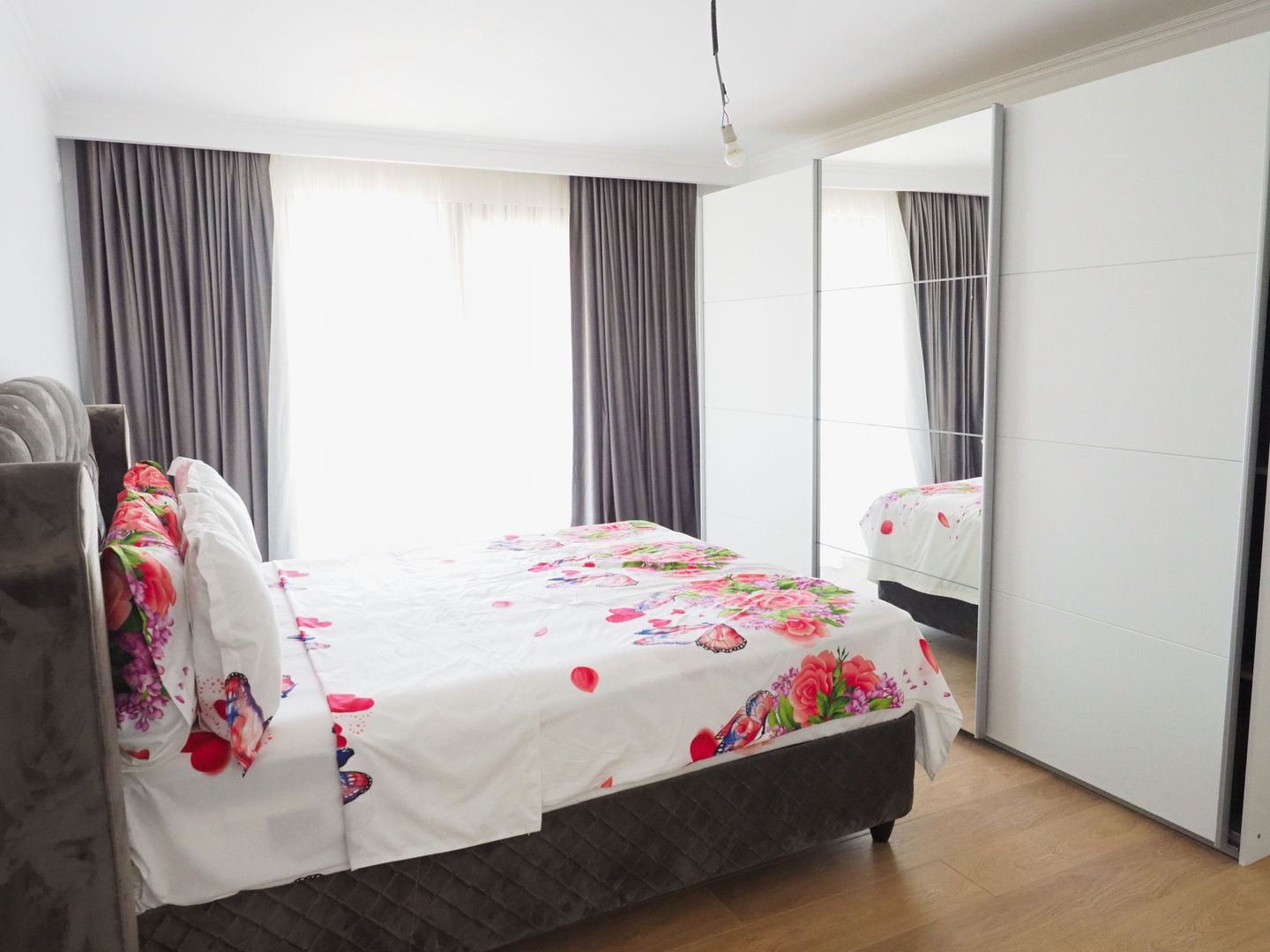 Vila Noua 4 camere finisata-mobilata si cu teren 333mp - Poză 3