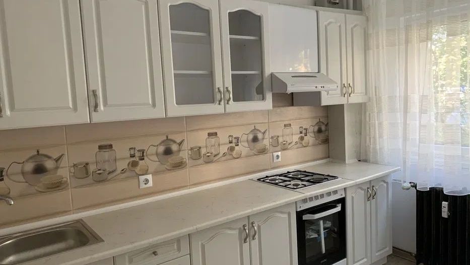 Apartament 3 camere, 70 mp, Drumul Taberei, 2 min metrou Brâncuși - Poză 1