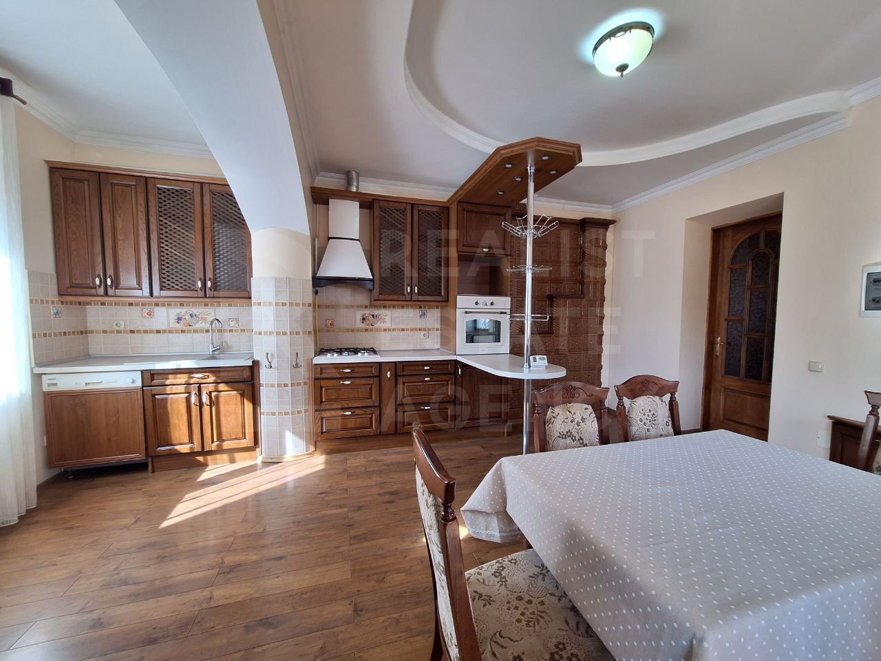 Chirie, casă, 6 camere, str. Toma Alimoș, Durlești - Poză 3