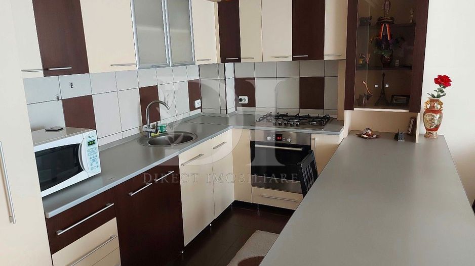 Apartament la cheie / etaj intermediar / Zona Eroilor - Poză 2
