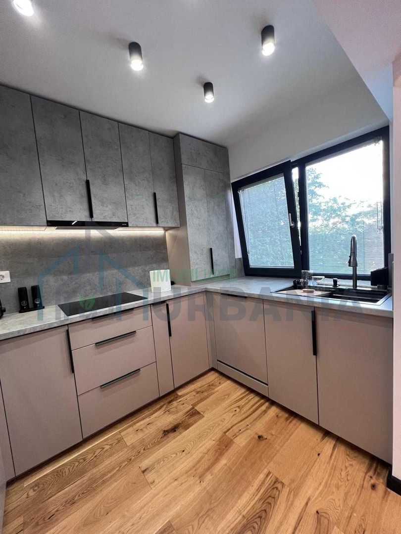 Închiriere apartament 3 camere, Splai Bahlui, bloc B1, zona Palas, Iași - Poză 2