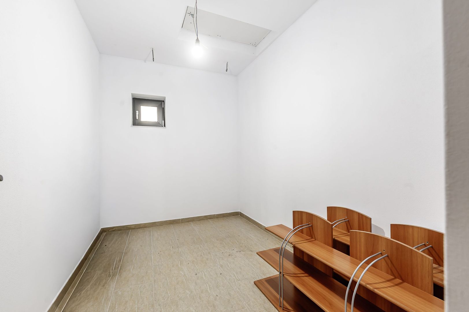 PRET NOU! Casa + Teren 1144 mp - Zimandu Nou, Arad - COMISION 0% - Poză 4