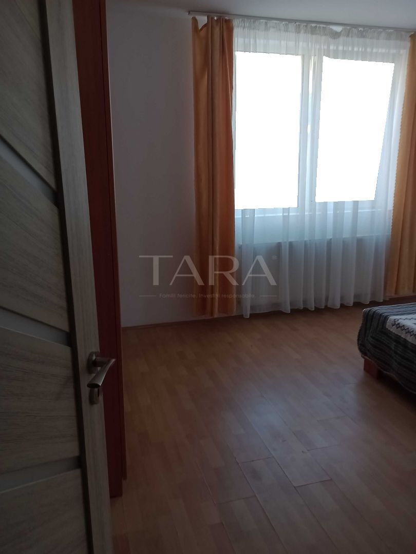 Apartament 1 cameră, 40 mp + balcon, cu parcare inclusa. Eroilor. - Poză 2