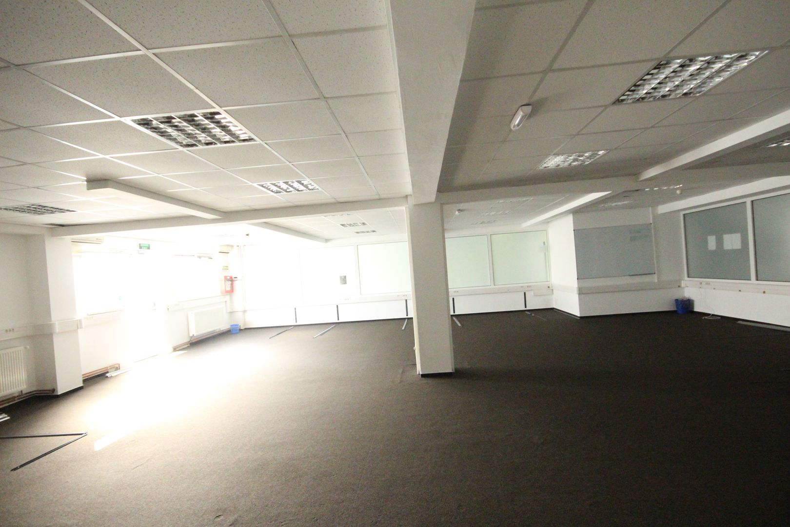 Spatii birouri/servicii - Poză 57