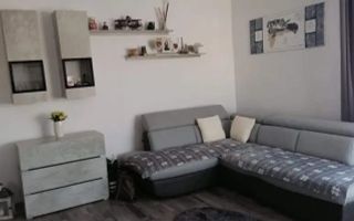 Chirie 2 camere, decomandat, etaj 1, loc de parcare inclus- Unirii - Poză 2