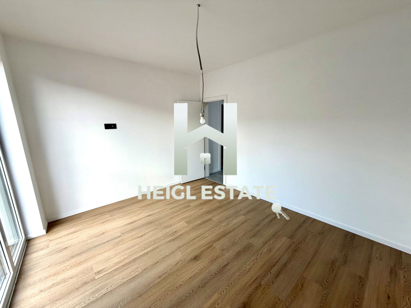 Apartament cu 4 camere pe 2 nivele in Giroc - Poză 12