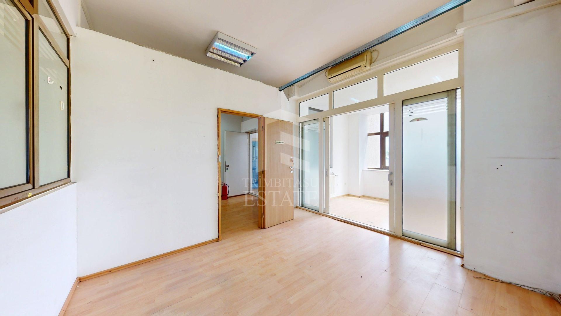 DAMAROAIA | Jiului | Chirie Casa 16 camere | 15 parcari + Metrou 900m - Poză 12