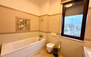 Vila lux cu 1000 mp teren pe Erou Iancu Nicolae langa Jolie Ville - Poză 35