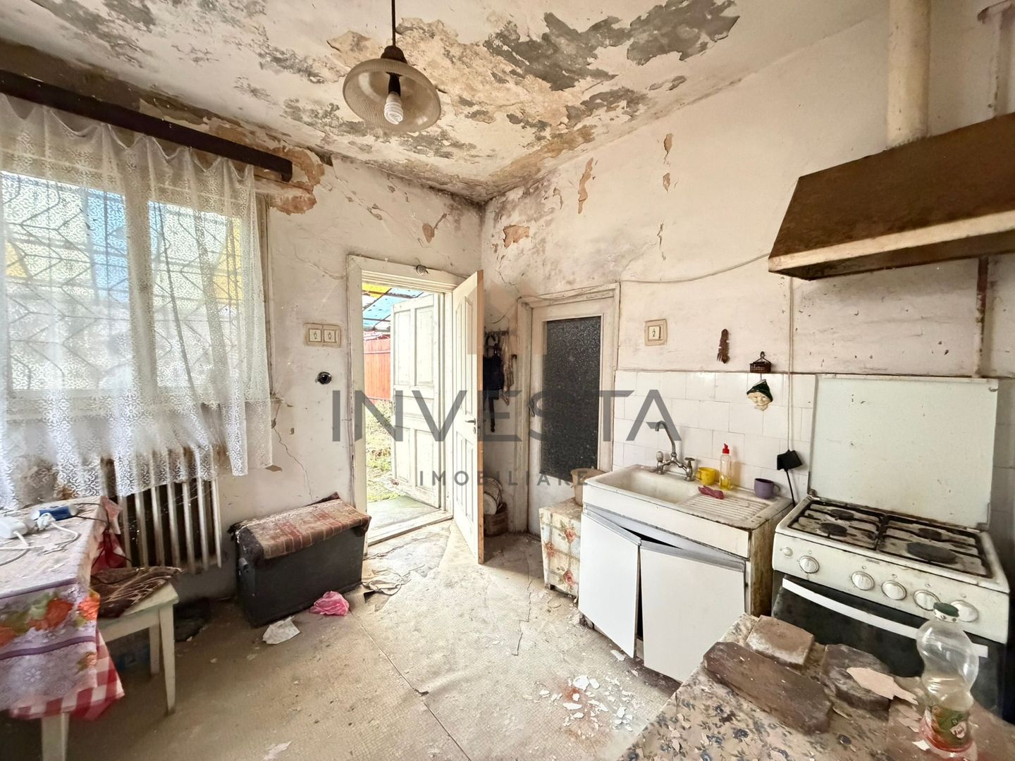 Casa de 115 mp utili pe un teren de 800 mp, zona zona Andrei Muresanu! - Poză 4