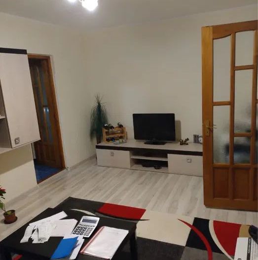 Apartament 2 camere semidecomandat Tiglina 2 - Poză 2