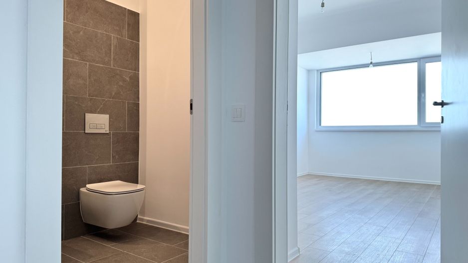Apartament cu 2 camere, etaj 3/6, orientare Nord - Lac Straulesti - Poză 15