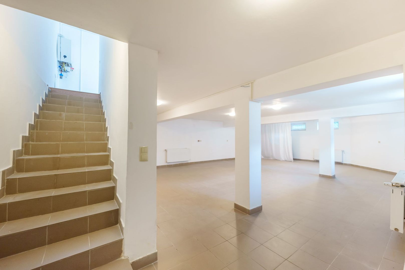 Spațiu comercial ultracentral pe 2 niveluri - Poză 5