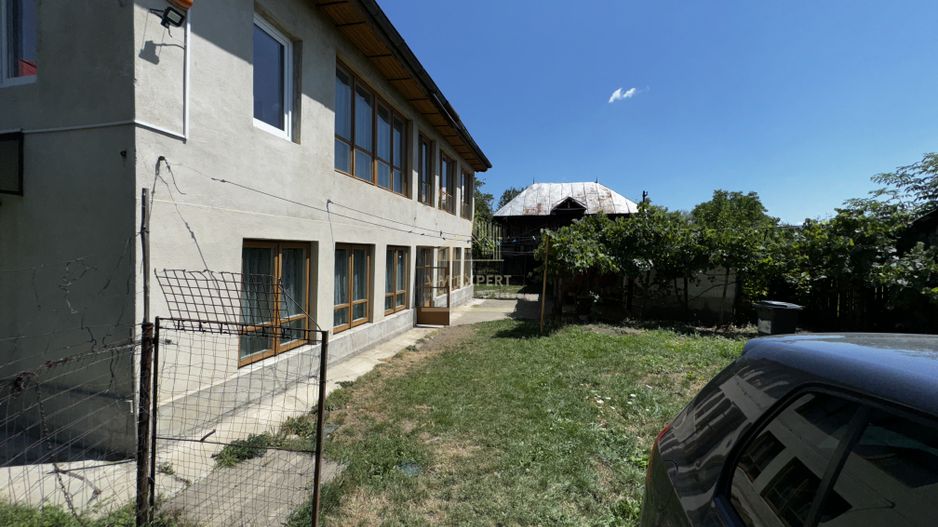 CASA 4 CAMERE CAMPULUNG, TEREN 3213 MP - Poză 4
