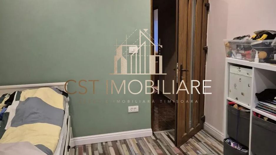 Aradului - 4 Camere -Decomandat - Etaj intermediar - Poză 5