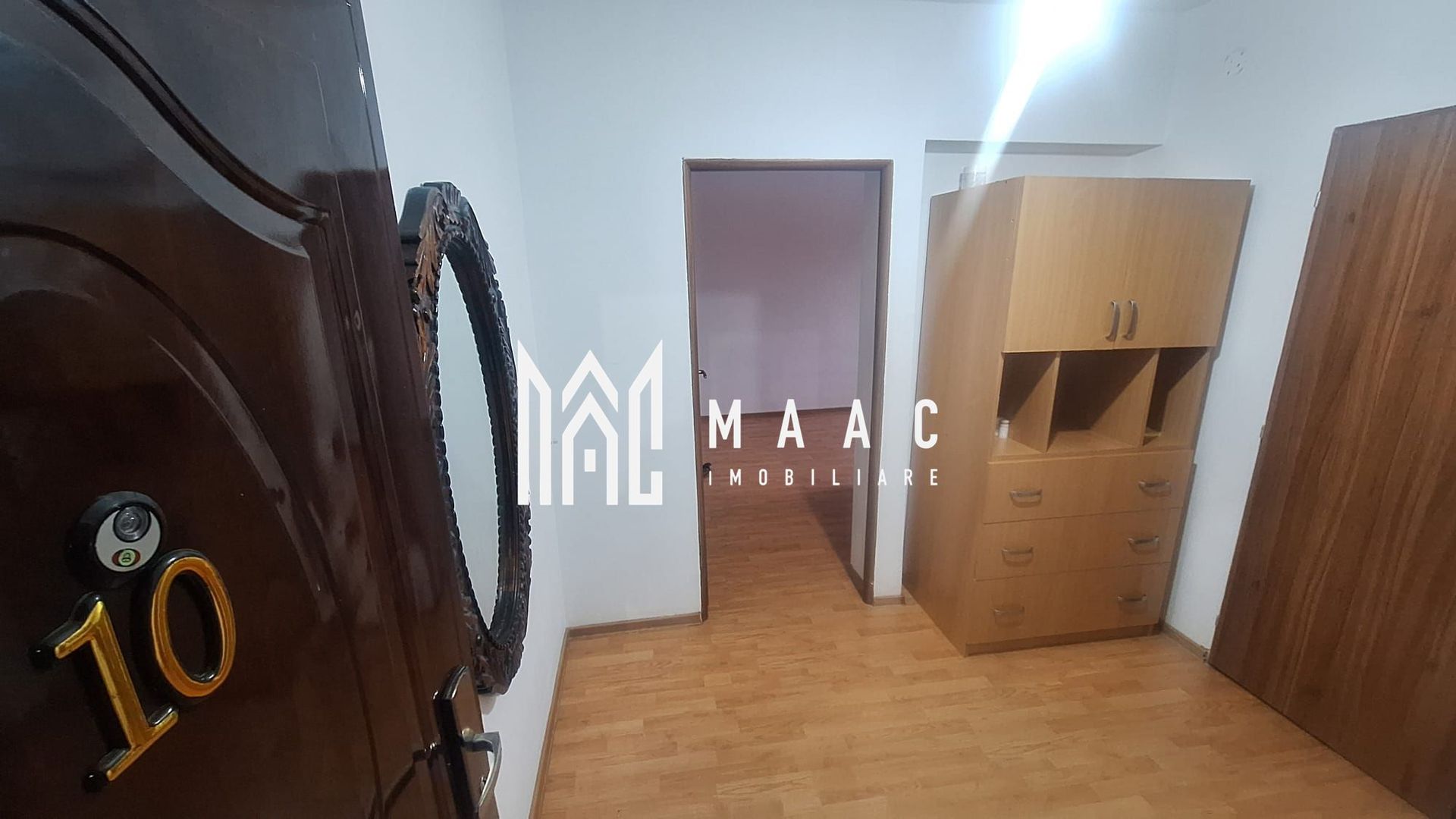 Cameră de închiriat | Etajul 2 | Valea Aurie - Poză 2