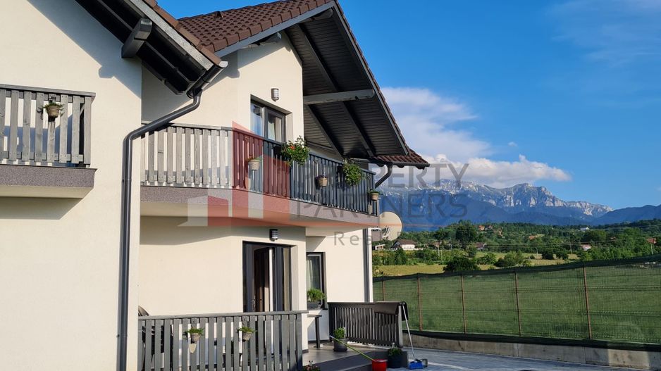 Casă modernă 5 camere | Vedere Bucegi & Piatra Craiului | 4 km Castelul Bran - Poză 3