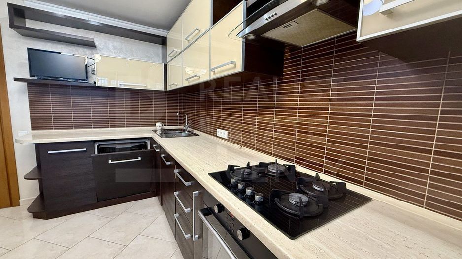 Chirie, apartament, 3 camere, str. Burebista, sectorul Botanica - Poză 4